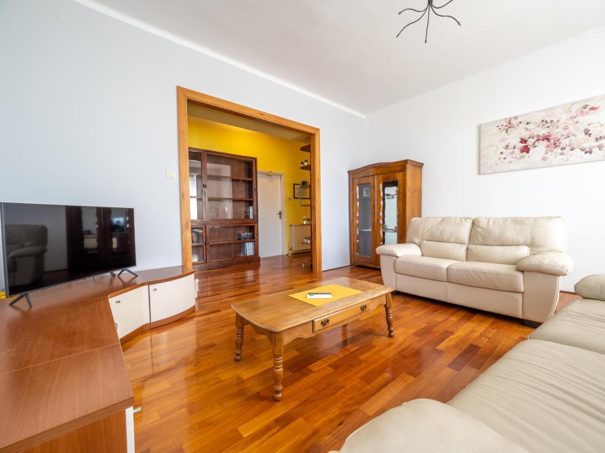 Classy And Sunny Apartment In Rijeka Eksteriør billede
